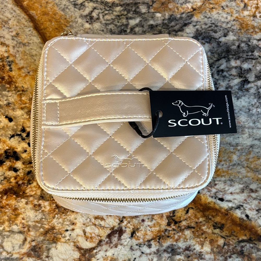 SCOUT Hidden Gem Quilted Travel Jewelry Case NWT